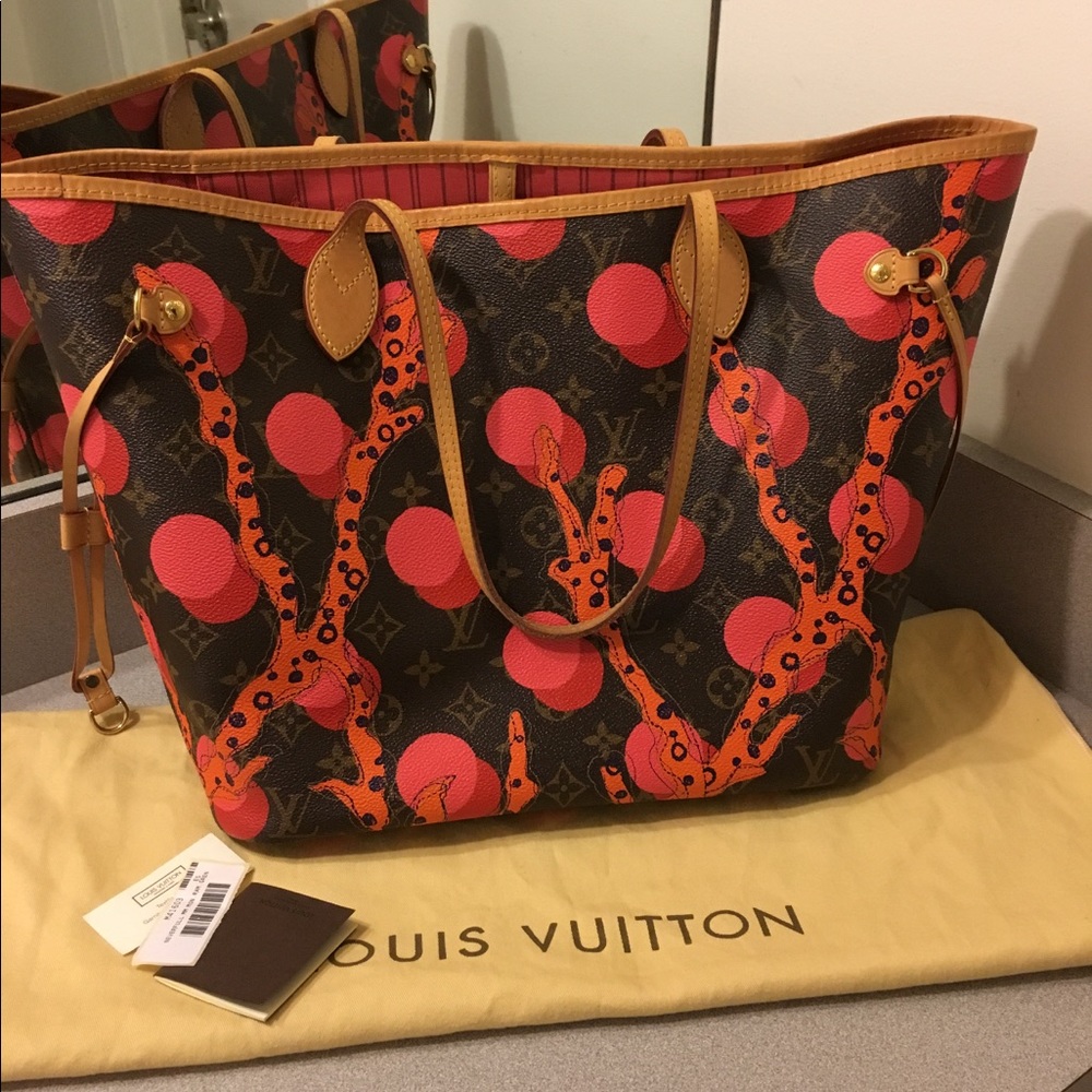 ‼️Traded ‼️Louis Vuitton neverfull ramages canvas